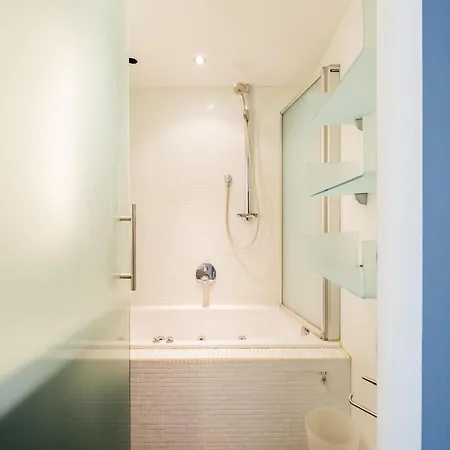 In For 7 Person, Cleaning Included Apartment *