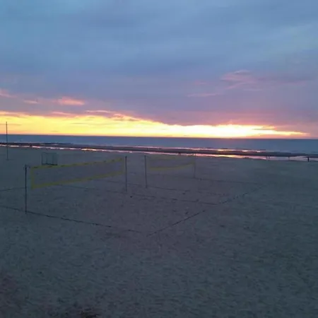 Apartament Stunning Sea View, Cleaning Included Koksijde