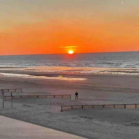 Stunning Sea View, Cleaning Included Apartament *